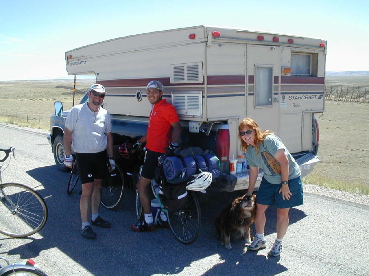 Frenchie, his friend and nice lady who gave us water and drinks