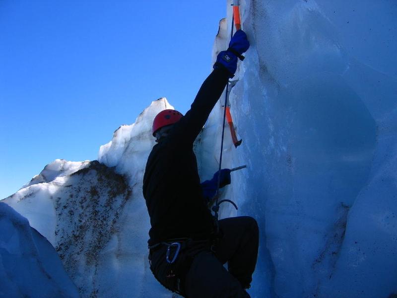 gallery/ice_climbing_25.jpg
