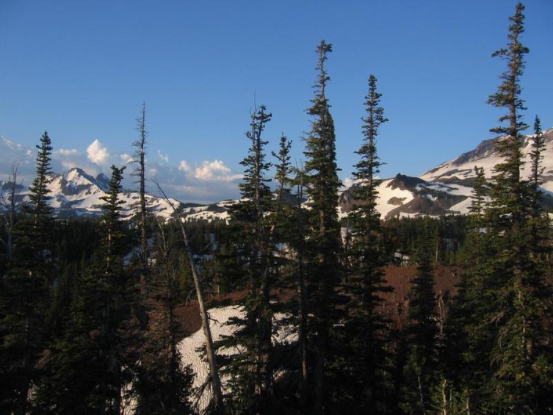 gallery/middle_sister_07.jpg