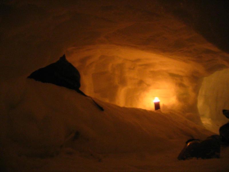 gallery/snowCaves_10.jpg