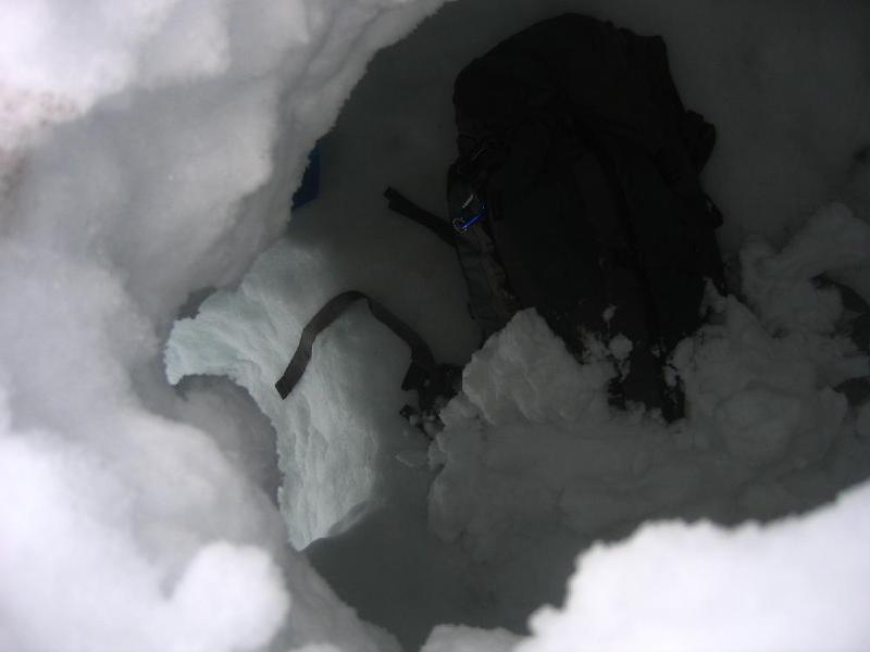 gallery/snowCaves_27.jpg