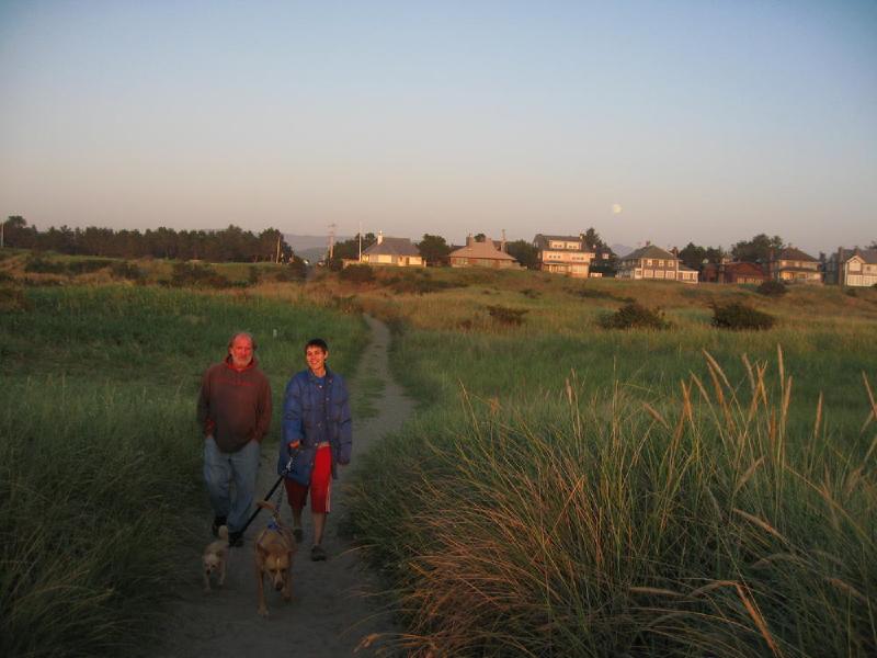 gallery/beachSept_028.jpg