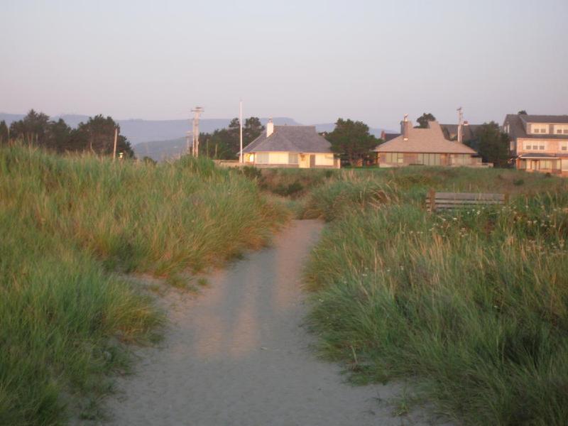 gallery/beachSept_034.jpg