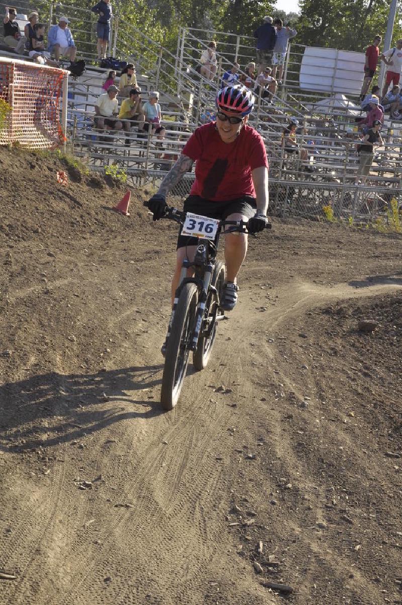 gallery/shortTrack_106.jpg