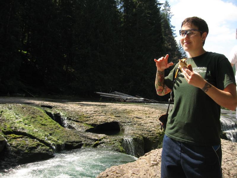 gallery/lewisRiver_0006.jpg