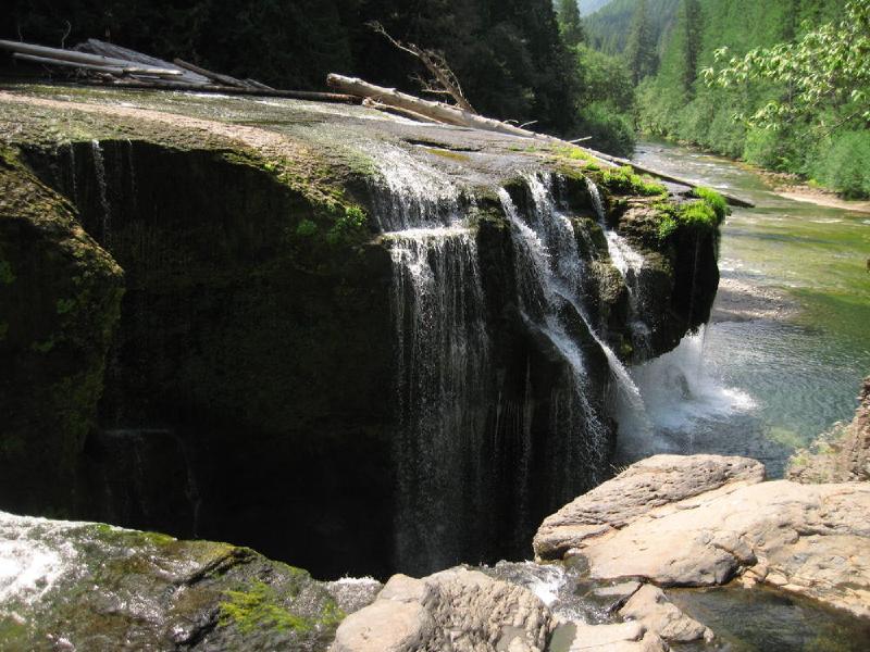 gallery/lewisRiver_0008.jpg