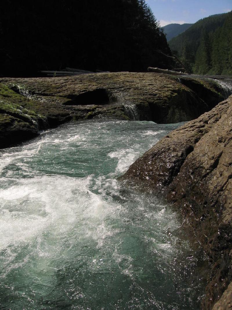 gallery/lewisRiver_0012.jpg