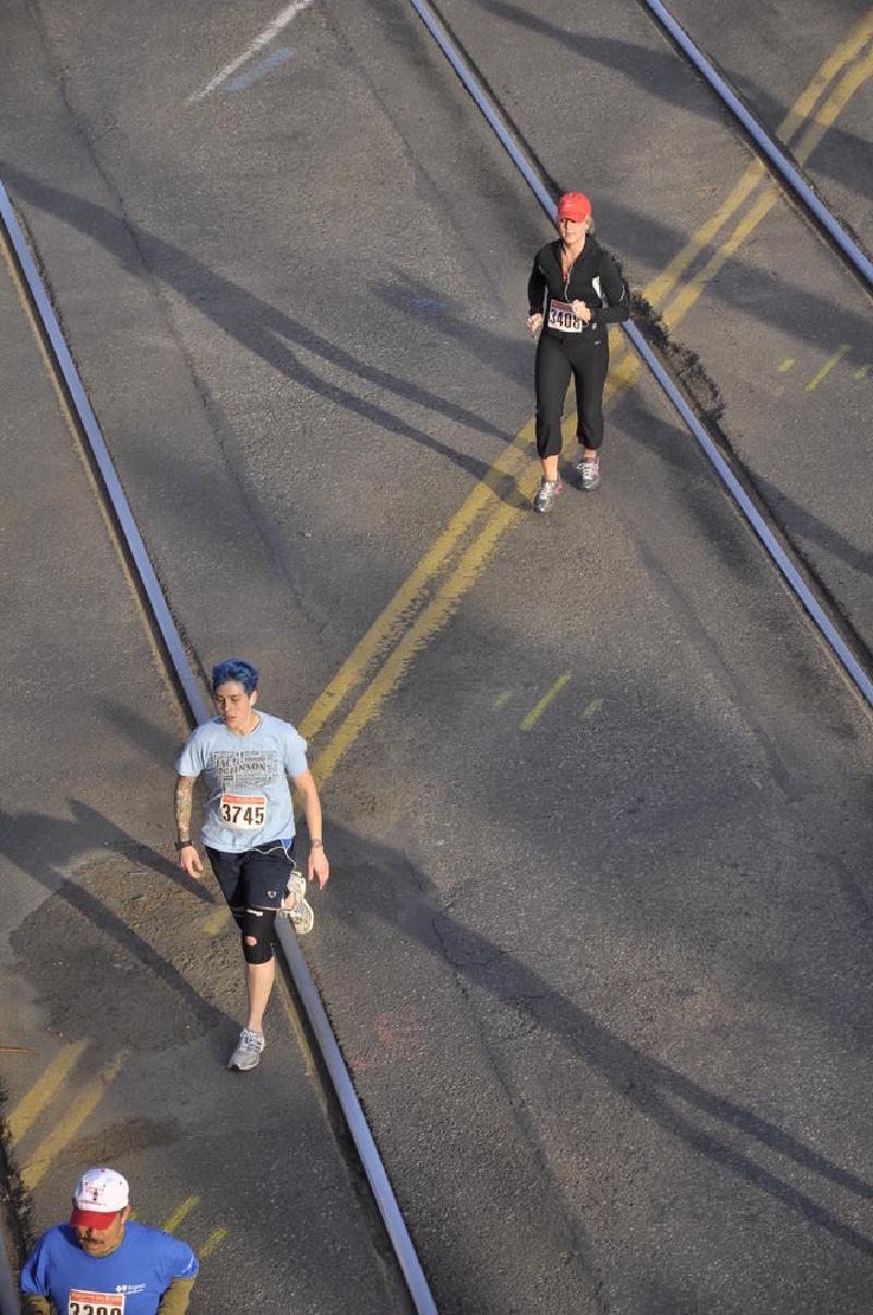 gallery/runForTheRoses_35.jpg