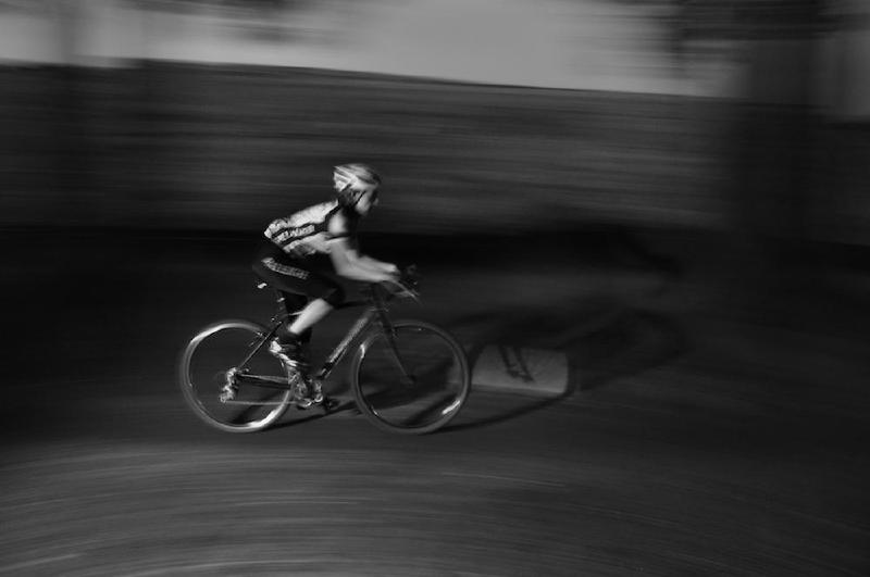 gallery/crossBlindDateIII_048.jpg