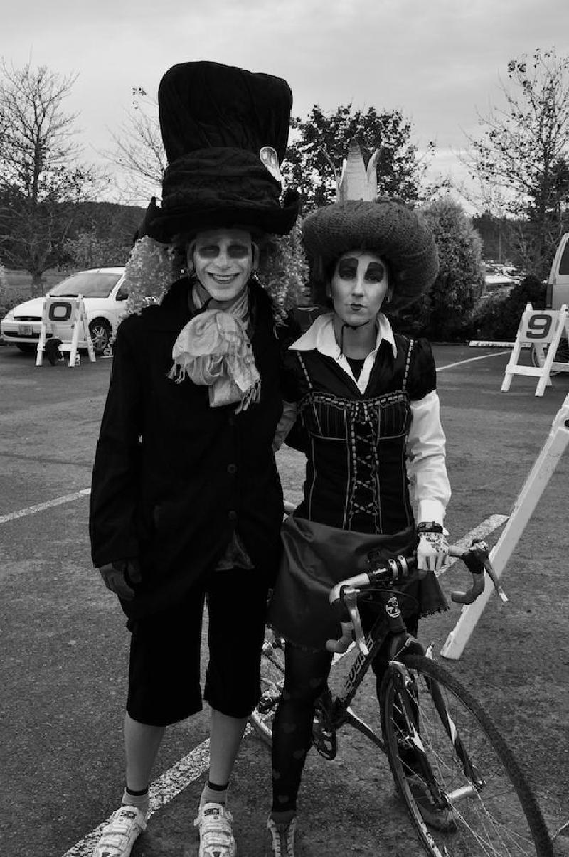 gallery/crossHalloween_023.jpg