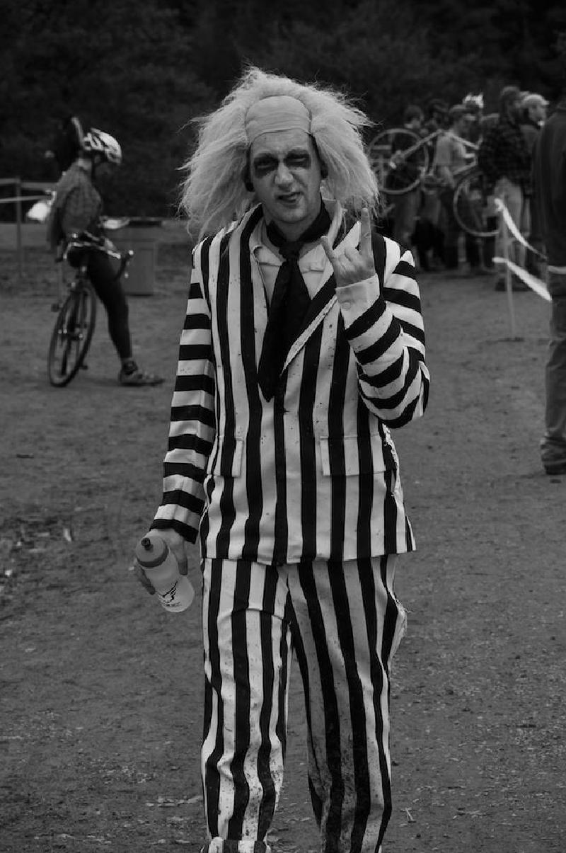 gallery/crossHalloween_047.jpg
