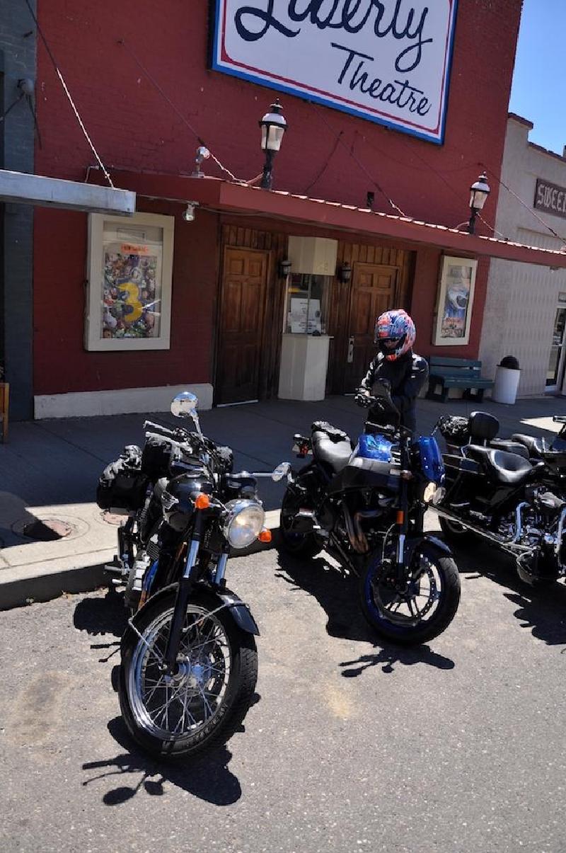 gallery/motoCondon_024.jpg