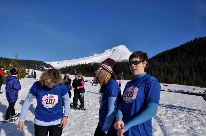 gallery/snowShoeRace_10.jpg