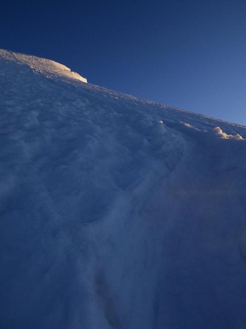 gallery/mtAdamsSolo_018.jpg
