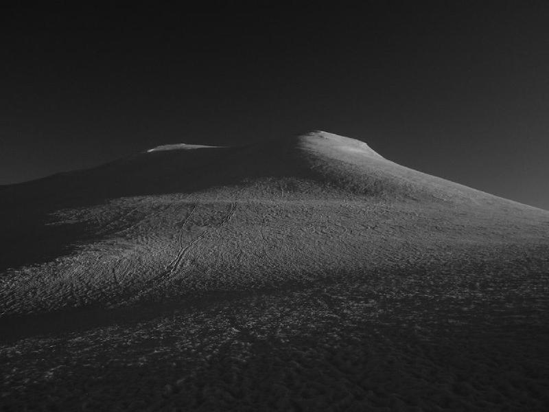 gallery/mtAdamsSolo_026.jpg