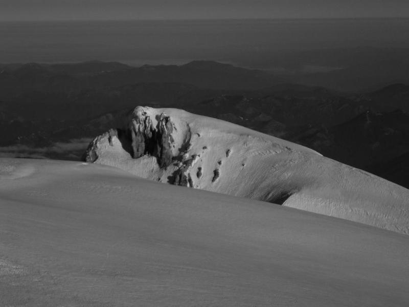 gallery/mtAdamsSolo_058.jpg