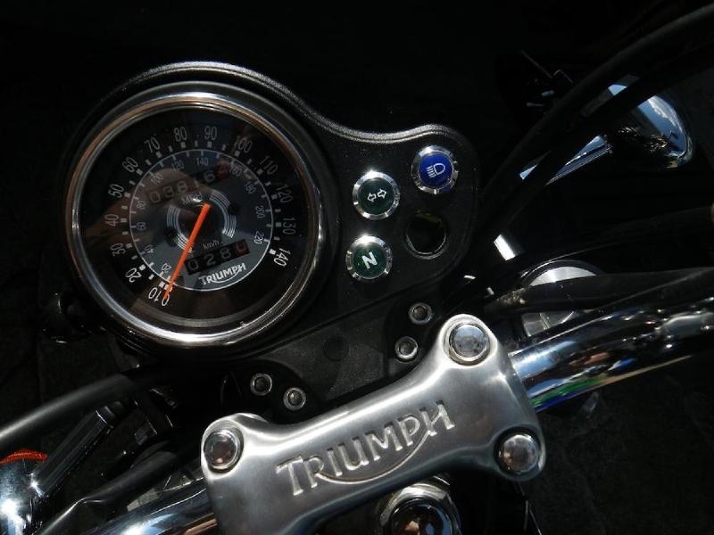 gallery/motoLights_001.jpg