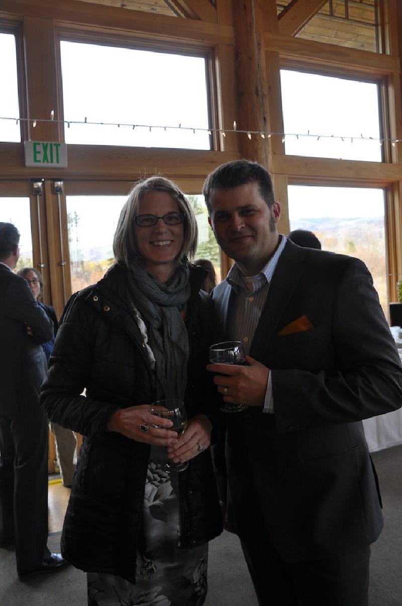 gallery/danKate_reception_14.jpg