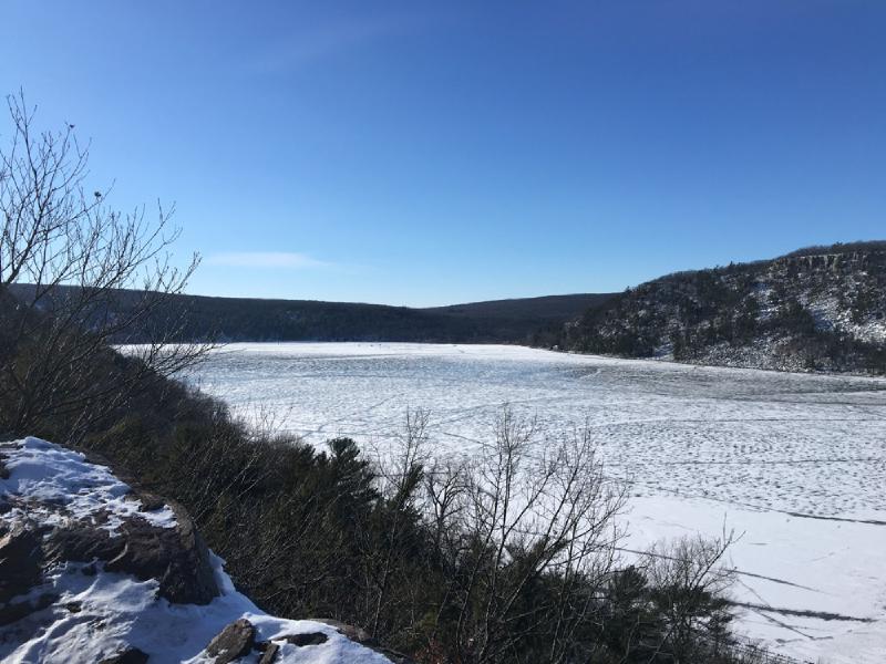 gallery/devilsLake_1.jpg