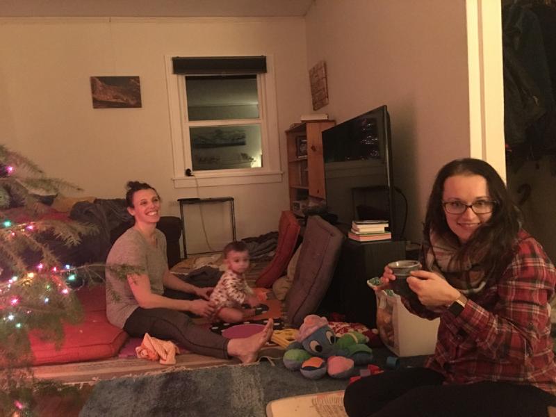 gallery/oscar_first_christmas_09.jpg
