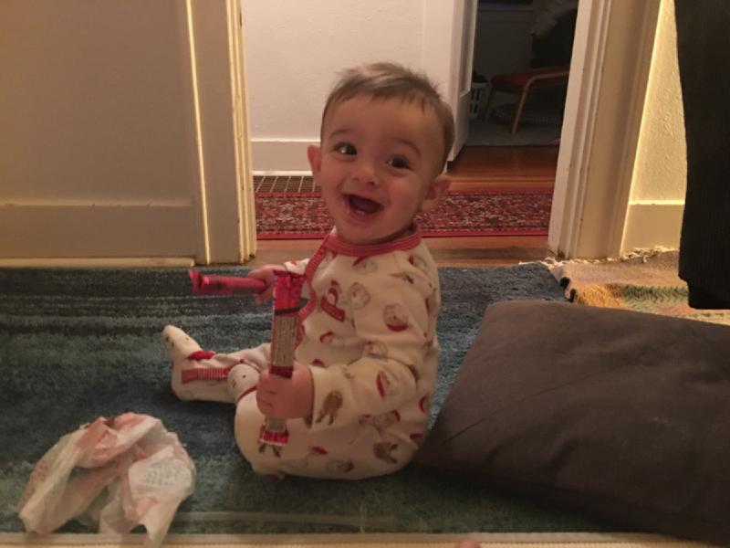 gallery/oscar_first_christmas_28.jpg