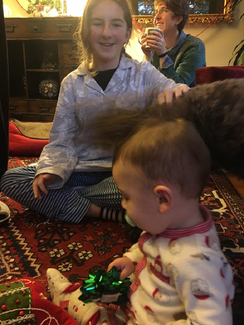 gallery/oscar_first_christmas_35.jpg
