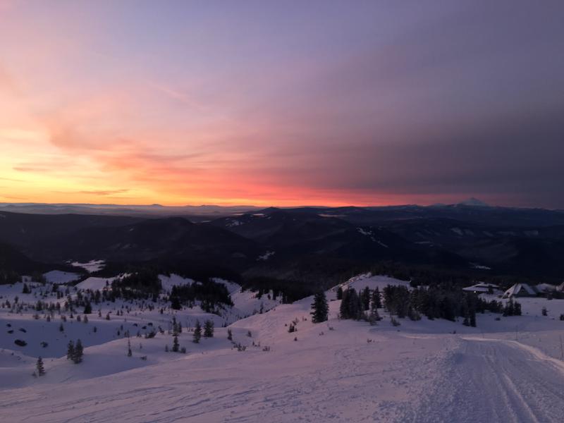 gallery/spring_skiing_09.jpg