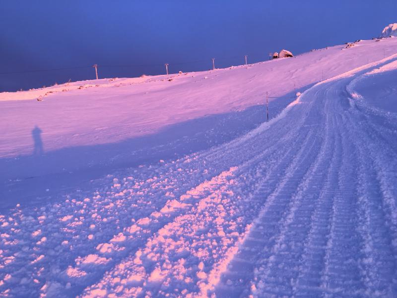 gallery/spring_skiing_21.jpg