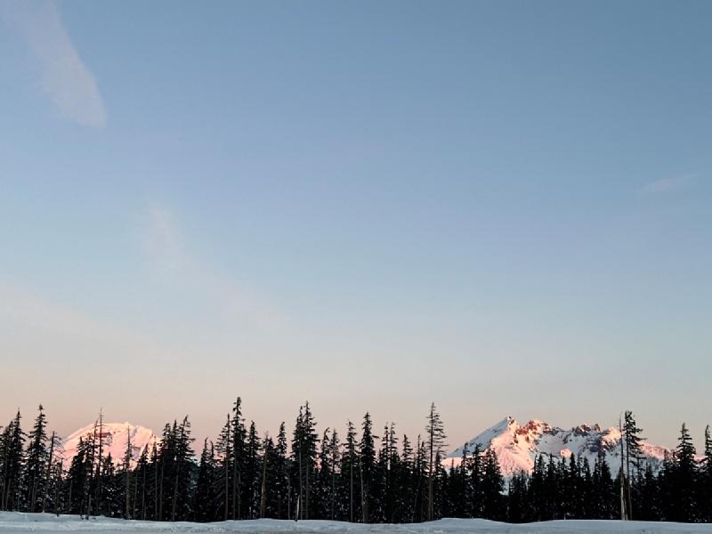 gallery/bachelorSki_15.jpg