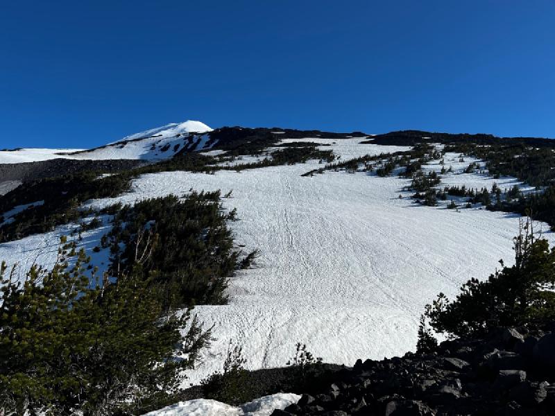 gallery/mtAdamsSolo_2022_08.jpg