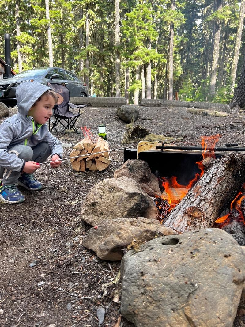 gallery/waldoLakeCamping_13.jpg