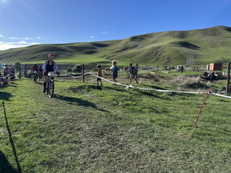 gallery/first_cyclcross_49.jpg